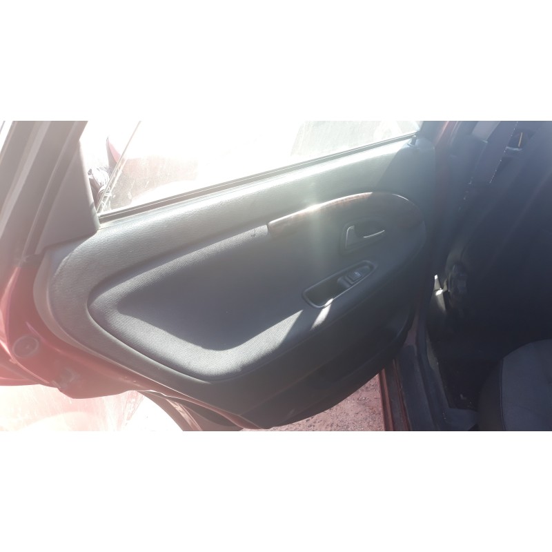 volvo v40 familiar 1.9 diesel   |   0.95 - 0.05 | 1995 - 2005 | 95 cv / 70 kw del año 1995