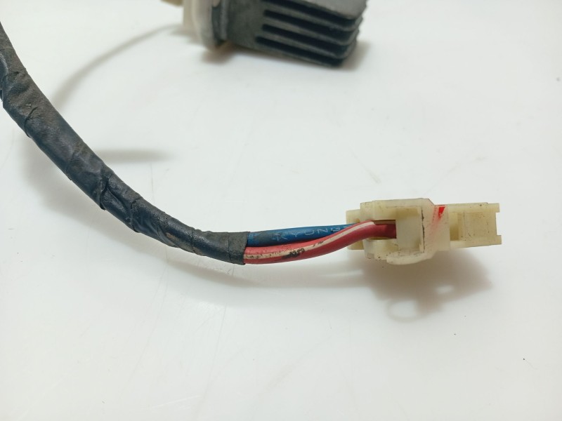 Recambio de resistencia calefaccion para ssangyong kyron 200 xdi limited referencia OEM IAM 6920408A20  