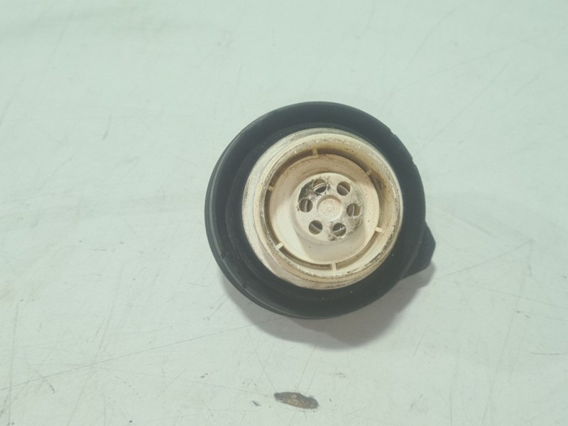 Recambio de tapon combustible para honda civic berlina (fn) 2.2 ctdi referencia OEM IAM 17670SMJE02  