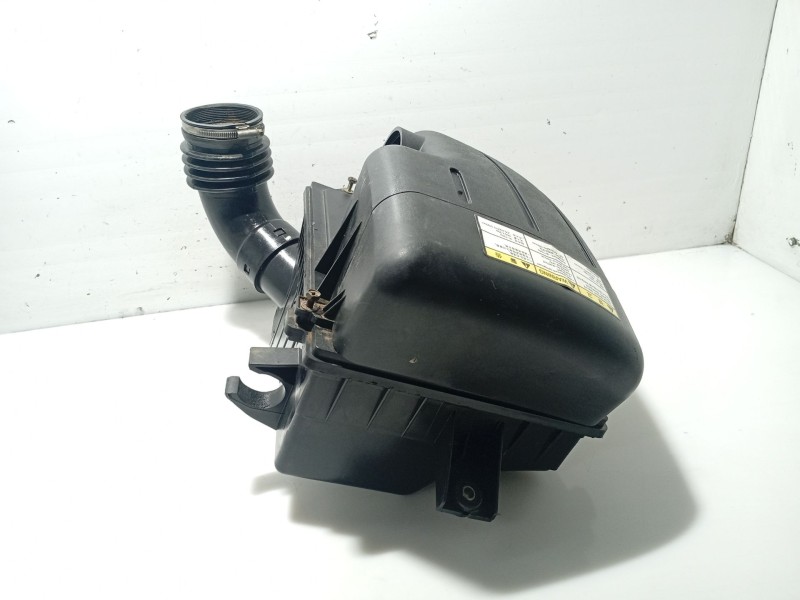 Recambio de caja filtro de aire para ssangyong kyron 200 xdi limited referencia OEM IAM 2311031072  