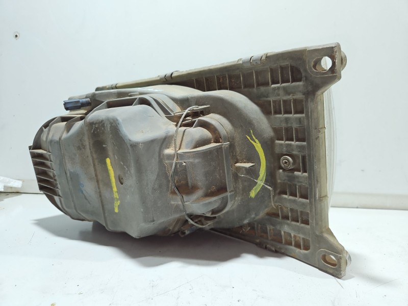 Recambio de faro izquierdo para mercedes-benz clase e (w123) berlina+coupe referencia OEM IAM A1238203161  