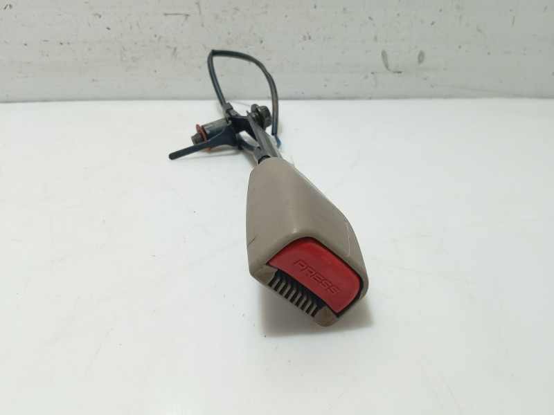 Recambio de anclaje cinturon delantero derecho para ssangyong kyron 200 xdi limited referencia OEM IAM 7466209000EAN  