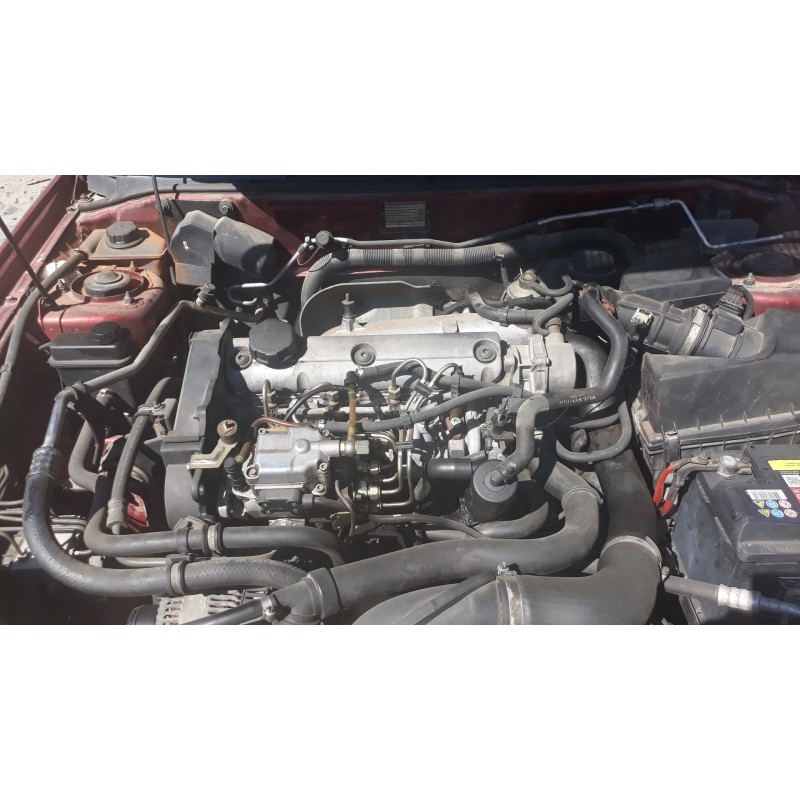 volvo v40 familiar 1.9 diesel   |   0.95 - 0.05 | 1995 - 2005 | 95 cv / 70 kw del año 1995