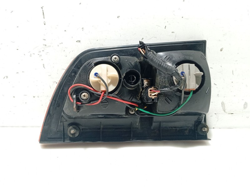 Recambio de piloto trasero izquierdo para ssangyong kyron 200 xdi limited referencia OEM IAM 8360209150  