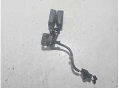 Recambio de anclaje cinturotrasero central para honda civic berlina (fn) 2.2 ctdi referencia OEM IAM 1040139AB  