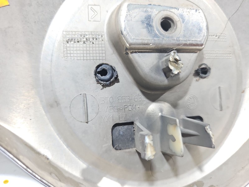 Recambio de moldura para skoda superb ii (3t4) 2.0 tdi referencia OEM IAM 3T0853633  3131014009001