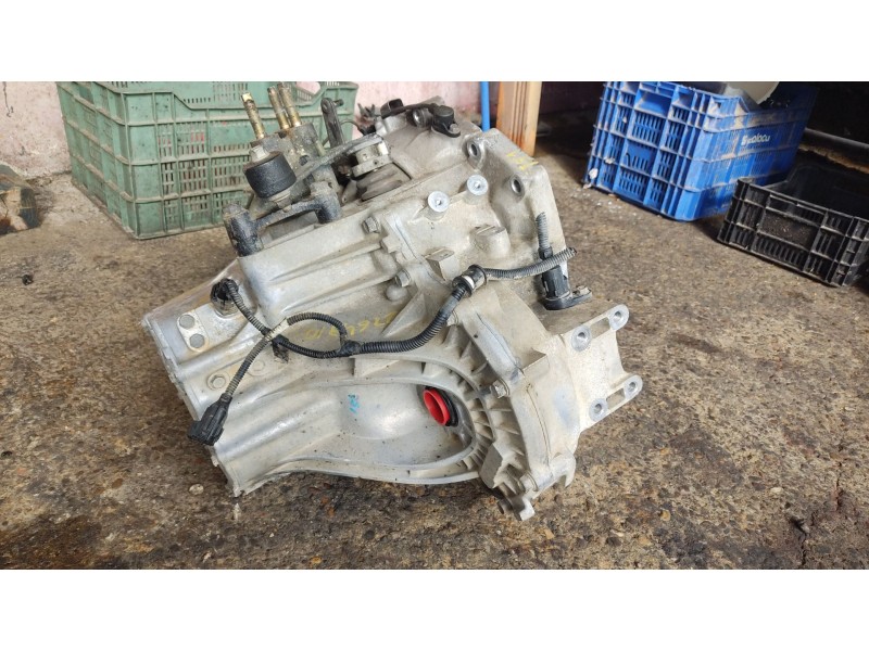 Recambio de caja cambios para kia carnival ii (gq) 2.9 crdi referencia OEM IAM 430003Z000 Y050901737 