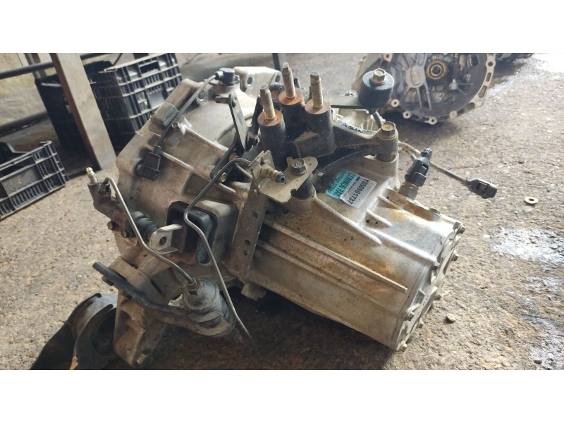 Recambio de caja cambios para kia carnival ii (gq) 2.9 crdi referencia OEM IAM 430003Z000 Y050901737 
