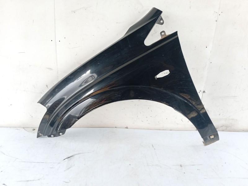 Recambio de aleta delantera izquierda para ssangyong kyron 200 xdi limited referencia OEM IAM 5181108C00 5181109100 