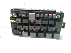 Recambio de caja reles / fusibles para ssangyong kyron 200 xdi limited referencia OEM IAM 8231009031 8212008B10 