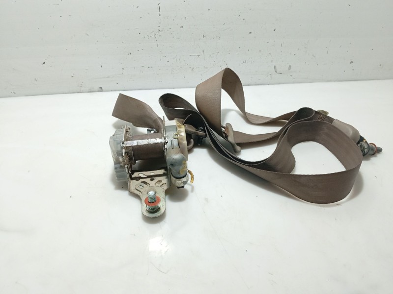 Recambio de cinturon seguridad delantero derecho para ssangyong kyron 200 xdi limited referencia OEM IAM 7460709010  