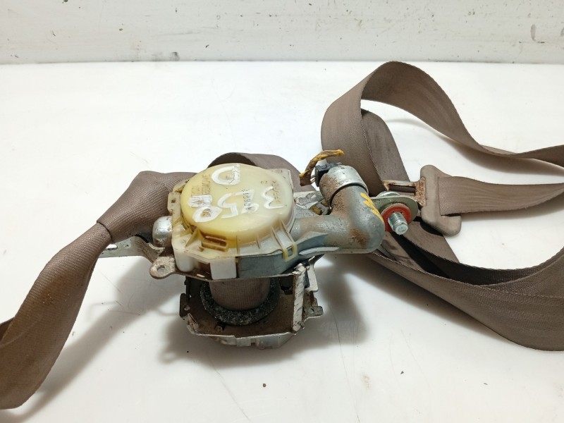 Recambio de cinturon seguridad delantero derecho para ssangyong kyron 200 xdi limited referencia OEM IAM 7460709010  