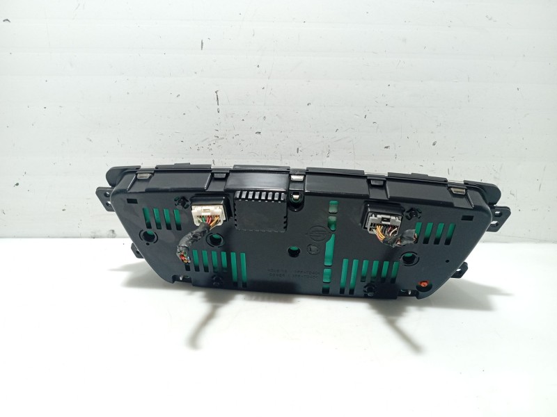 Recambio de cuadro instrumentos para ssangyong kyron 200 xdi limited referencia OEM IAM 8021009040  