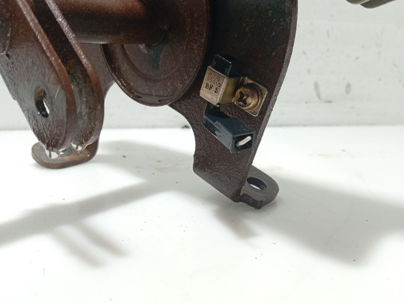 Recambio de palanca freno de mano para ssangyong kyron 200 xdi limited referencia OEM IAM 4910031001EAN 4910031002 