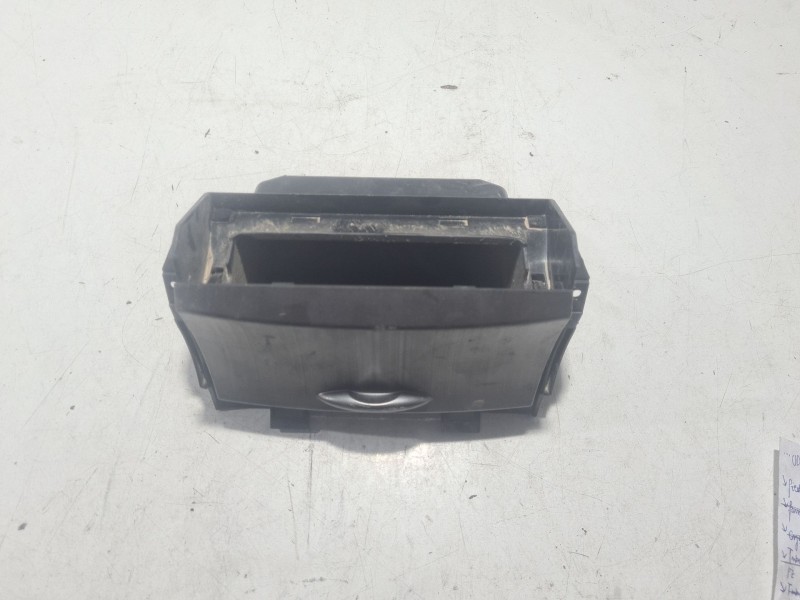 Recambio de cenicero para honda civic berlina (fn) 2.2 ctdi referencia OEM IAM NF12H8X  