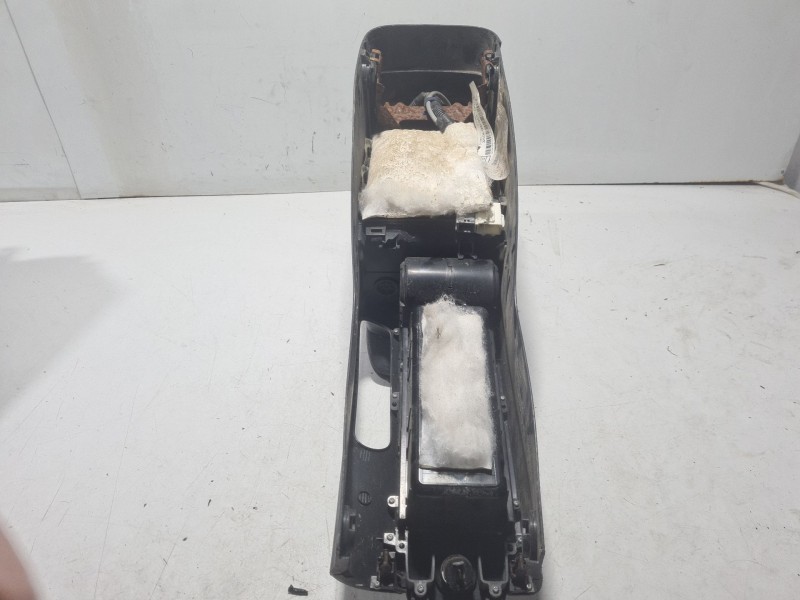 Recambio de consola central para honda civic berlina (fn) 2.2 ctdi referencia OEM IAM 9340ASMGG021  