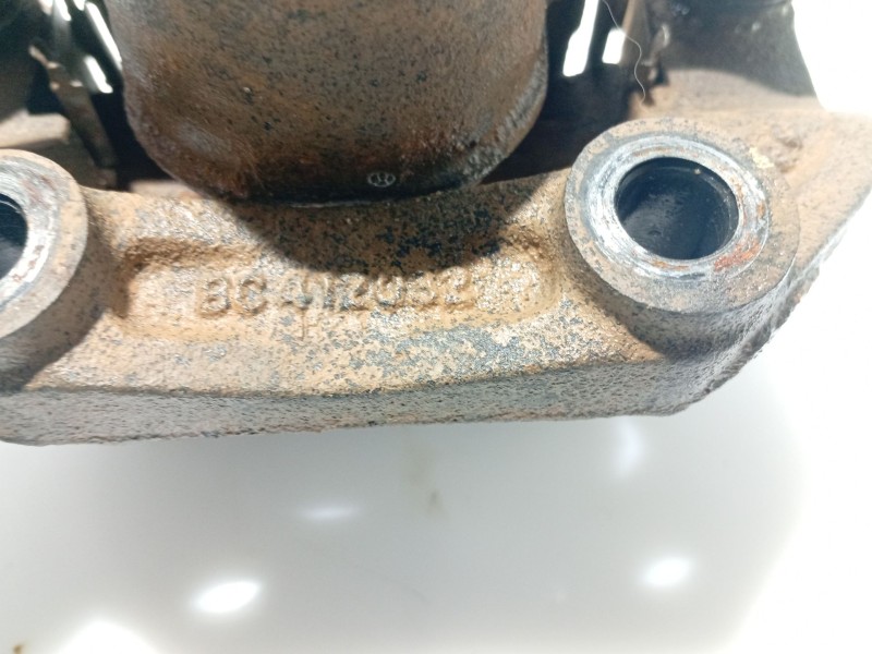 Recambio de pinza freno trasera izquierda para ssangyong kyron 200 xdi limited referencia OEM IAM 4841009002 BC412032 