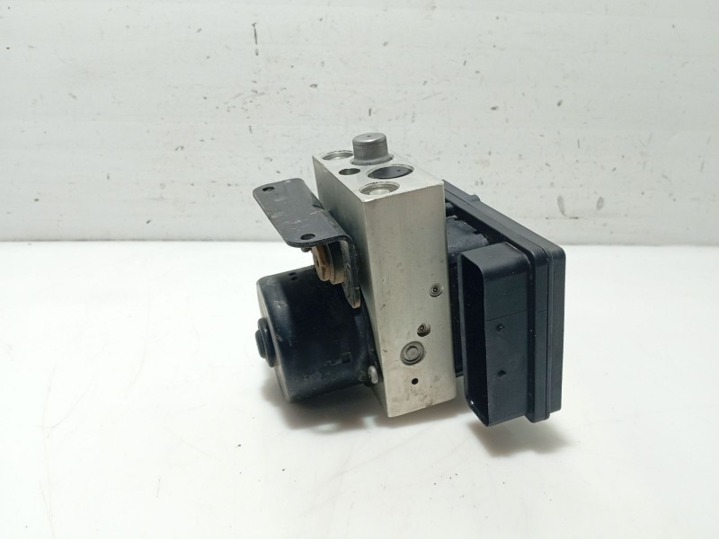 Recambio de abs para ssangyong kyron 200 xdi limited referencia OEM IAM 4894009300 4894009200 06210206224