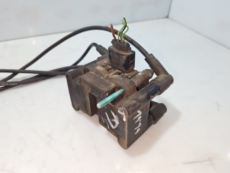 Recambio de bobina encendido para seat ibiza ii (6k1) 1.4 i referencia OEM IAM 032905106B  