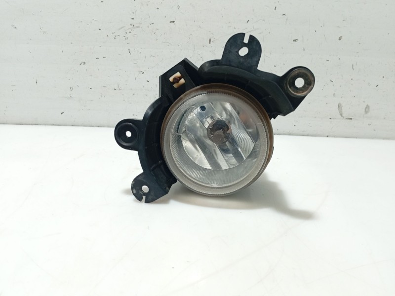 Recambio de faro antiniebla derecho para ssangyong kyron 200 xdi limited referencia OEM IAM  8320208B01 