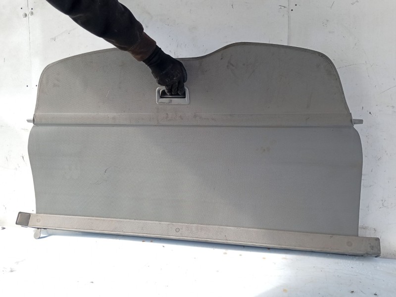 Recambio de bandeja trasera para volkswagen touareg (7la) referencia OEM IAM 7L6887773  