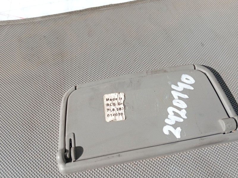 Recambio de bandeja trasera para volkswagen touareg (7la) referencia OEM IAM 7L6887773  