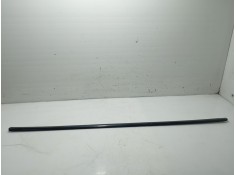 Recambio de moldura puerta delantera izquierda para ssangyong kyron 200 xdi limited referencia OEM IAM  7952609000 