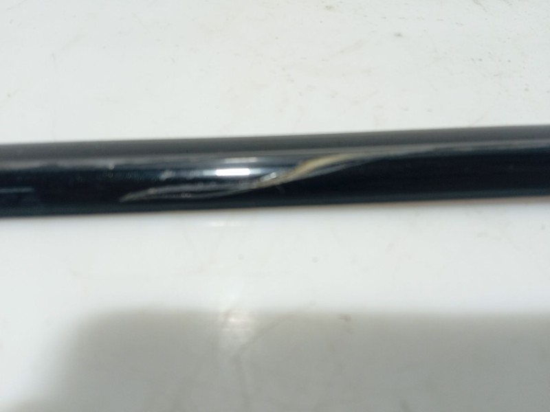 Recambio de moldura puerta trasera derecha para ssangyong kyron 200 xdi limited referencia OEM IAM  7954609000 