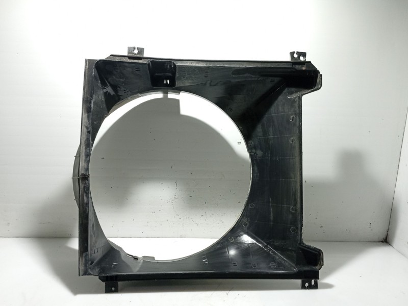 Recambio de moldura para ssangyong kyron 200 xdi limited referencia OEM IAM 621931 2165109020 