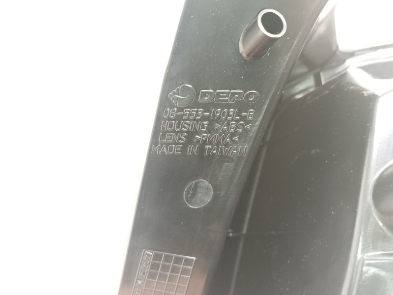 Recambio de piloto trasero izquierdo para dacia sandero ii 1.5 dci referencia OEM IAM 265554938R  16250111