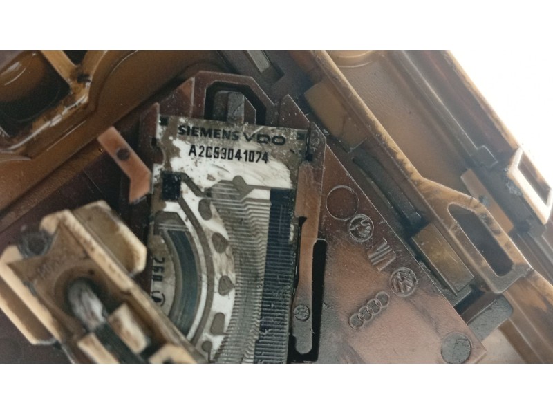 Recambio de aforador para audi a3 (8p1) 1.9 tdi referencia OEM IAM 8L0919051P  