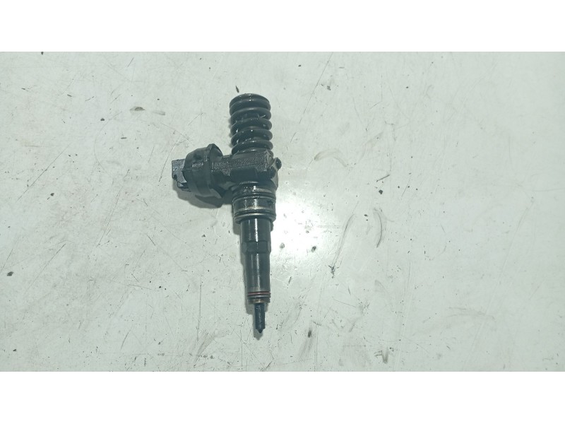 Recambio de inyector para audi a3 (8p1) 1.9 tdi referencia OEM IAM   