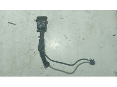 Recambio de enganche cinturon delantero izquierdo para audi a3 (8p1) 1.9 tdi referencia OEM IAM 8P0857755D01C  