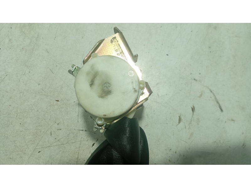 Recambio de cinturon seguridad trasero izquierdo para audi a3 (8p1) 1.9 tdi referencia OEM IAM 8P0857805V04  