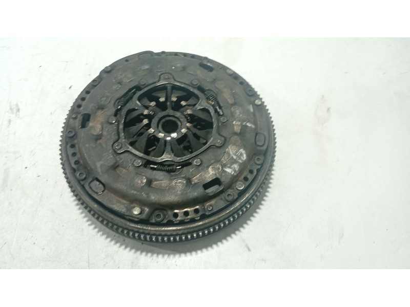 Recambio de volante motor para audi a3 (8p1) 1.9 tdi referencia OEM IAM R0301052710 03G141025G 
