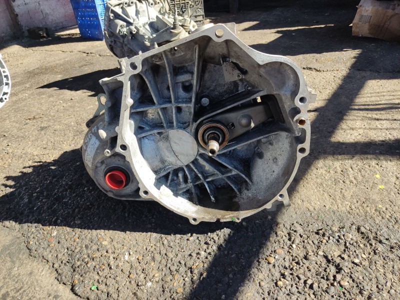 Recambio de caja cambios para honda civic berlina (fn) 2.2 ctdi referencia OEM IAM PPF61013136  
