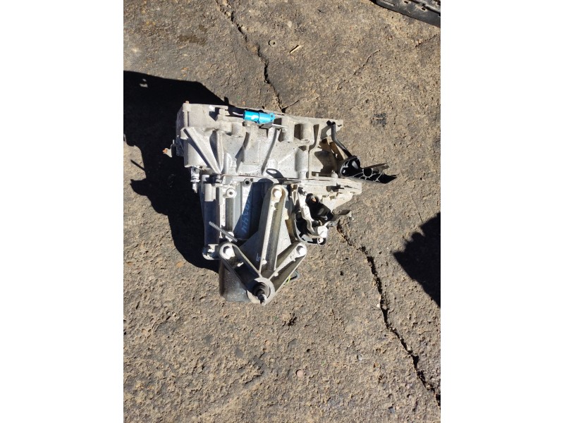 Recambio de caja cambios para renault clio iii referencia OEM IAM JH3128  