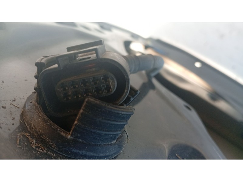 Recambio de puerta delantera izquierda para audi a3 (8p1) 1.9 tdi referencia OEM IAM 8L4831051  