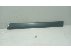 Recambio de moldura para audi a3 (8p1) 1.9 tdi referencia OEM IAM 8P0821105F  