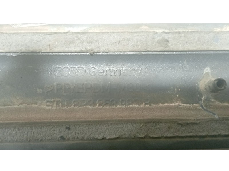 Recambio de moldura para audi a3 (8p1) 1.9 tdi referencia OEM IAM 8P0821105F  