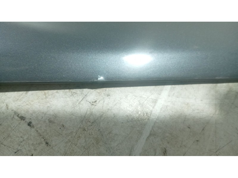 Recambio de moldura para audi a3 (8p1) 1.9 tdi referencia OEM IAM   