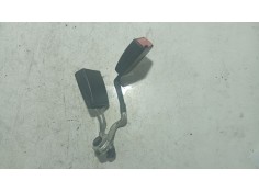 Recambio de enganche cinturon trasero derecho para audi a3 (8p1) 1.9 tdi referencia OEM IAM 8P0857739B0C  