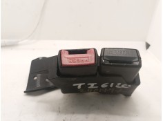 Recambio de anclaje cinturon trasero izquierdo para renault clio iii (br0/1, cr0/1) 1.5 dci (c/br0g, c/br1g) referencia OEM IAM 