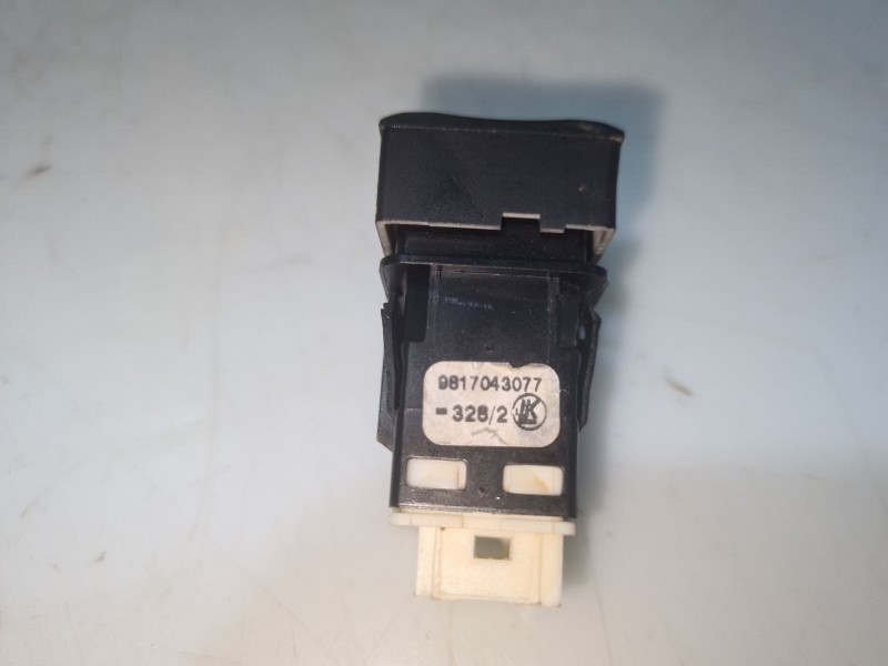 Recambio de warning para fiat doblo furgoneta/monovolumen (510_, 511_) bluehdi 100 referencia OEM IAM 9817043077  