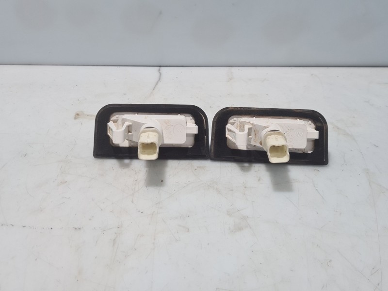 Recambio de piloto matricula para fiat doblo furgoneta/monovolumen (510_, 511_) bluehdi 100 referencia OEM IAM 3202001388  