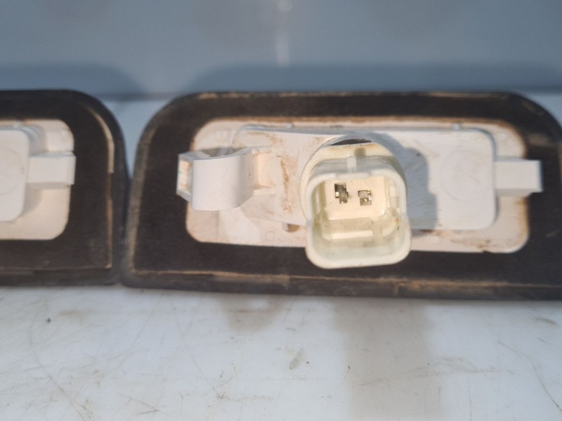 Recambio de piloto matricula para fiat doblo furgoneta/monovolumen (510_, 511_) bluehdi 100 referencia OEM IAM 3202001388  