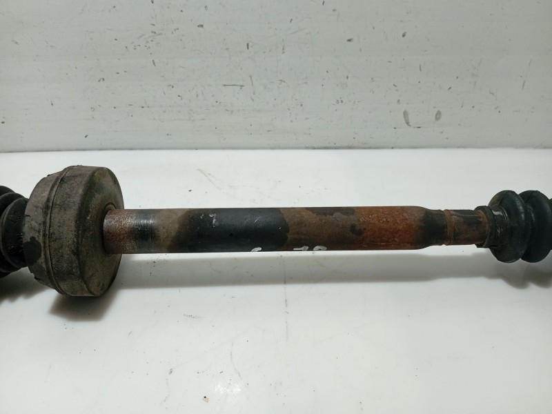 Recambio de transmision delantera derecha para renault megane i coach (da0/1_) 1.6 16v (da0b, da04, da11) referencia OEM IAM 820