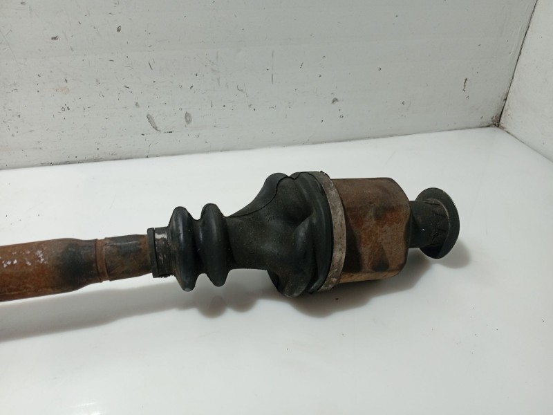 Recambio de transmision delantera derecha para renault megane i coach (da0/1_) 1.6 16v (da0b, da04, da11) referencia OEM IAM 820