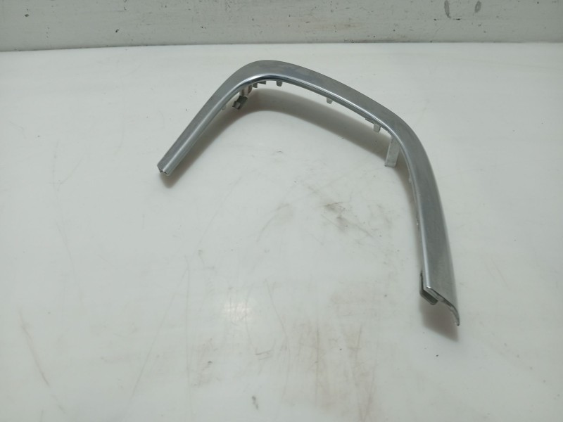 Recambio de moldura para opel insignia a (g09) 2.0 cdti (68) referencia OEM IAM 1322208  