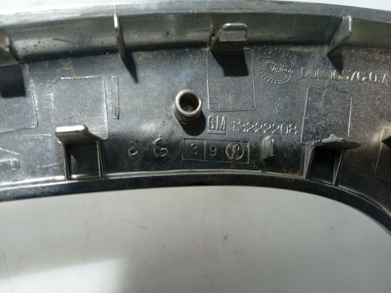 Recambio de moldura para opel insignia a (g09) 2.0 cdti (68) referencia OEM IAM 1322208  